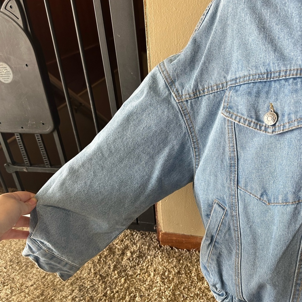 Ci Sono Women’s Medium Cropped Denim Jean Bomber Jacket with Fur Lining and Hood - Picture 7 of 13